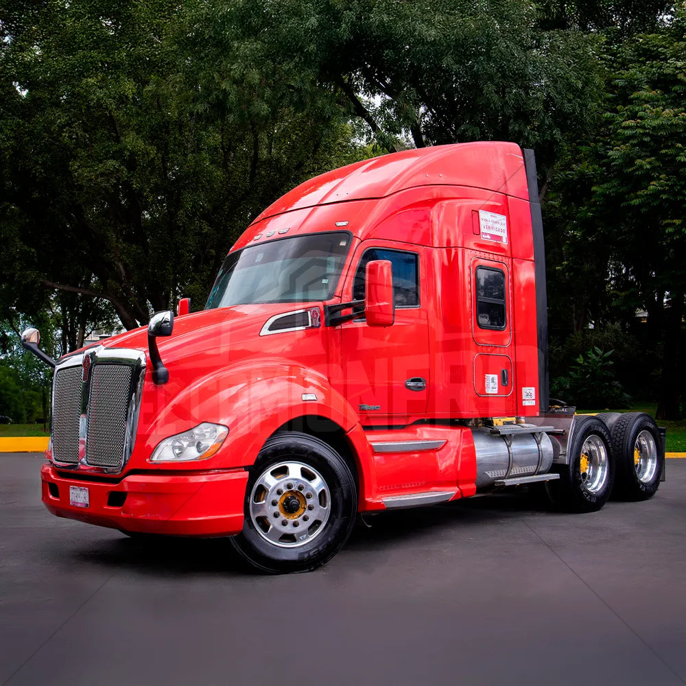 Tractocamión Kenworth T680 seminuevo
