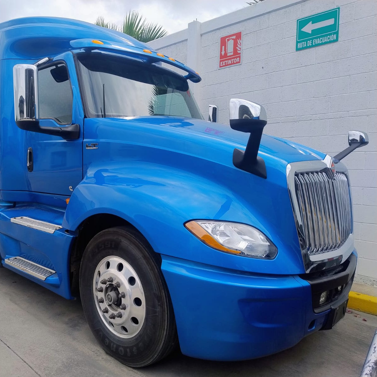 International LT 2021